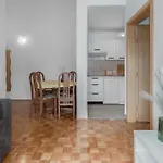 2 Bedroom Gorgeous In Jadranovo