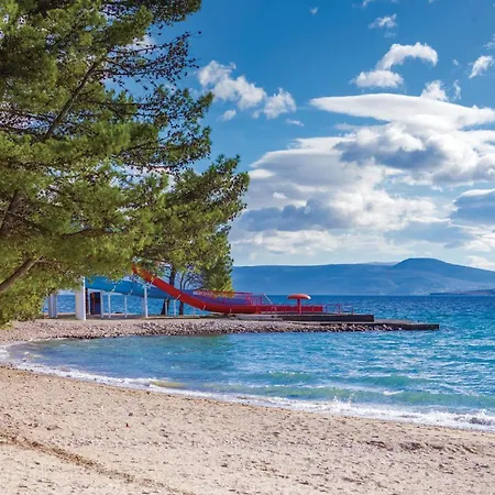 Apartamento 2 Bedroom Lovely In